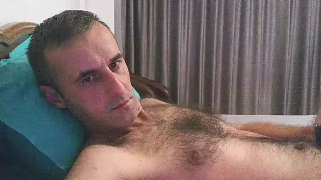 Snapshot of stevenpit chatting on October 3, 4:50 am stevenpit online show from October 3, 4:50 am