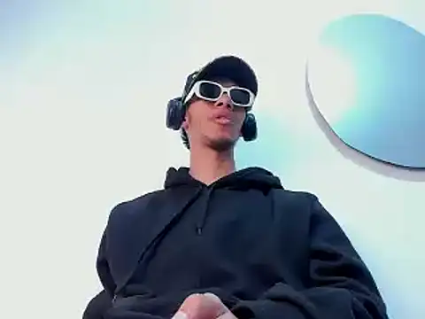 TomyMosterCock online show from January 16, 1:37 am