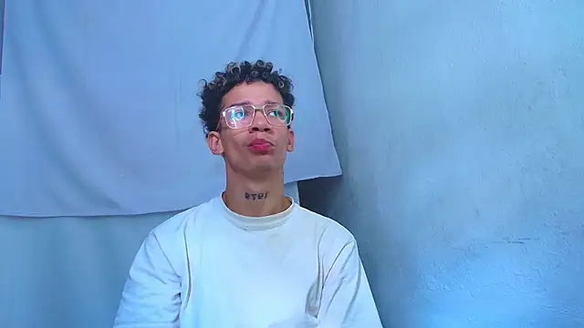 mateodeamjo online show from April 28, 1:16 pm