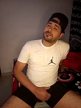 Joselatino23 online show from October 17, 5:11 am