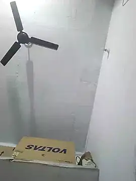 ladykiller886 online show from December 10, 8:40 am