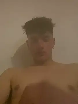 Gibboto online show from April 11, 11:30 pm