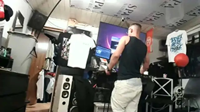 0815lukas2024 online show from June 19, 1:44 am