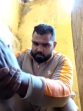 ListedLoin online show from March 26, 8:07 am