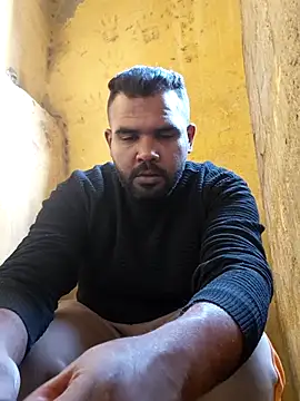 ListedLoin online show from March 22, 2:22 pm