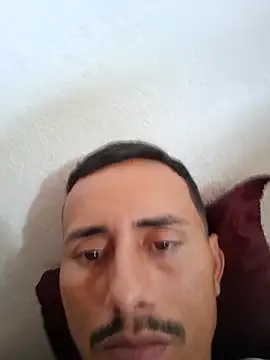 luissilva0071 online show from May 1, 11:24 am