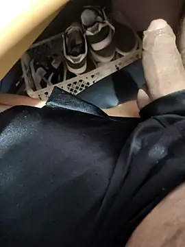 markusx215 online show from November 21, 7:57 pm