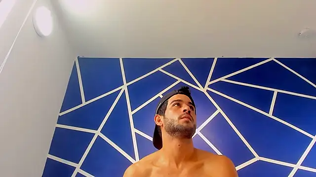 Moon and aaron online show from February 18, 5:10 pm