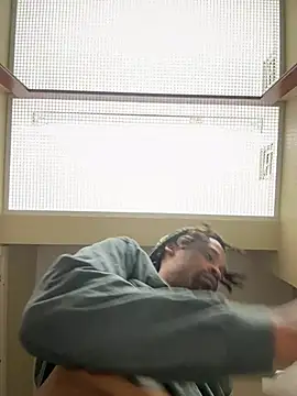 1BeautyN1Beast online show from March 13, 1:30 pm