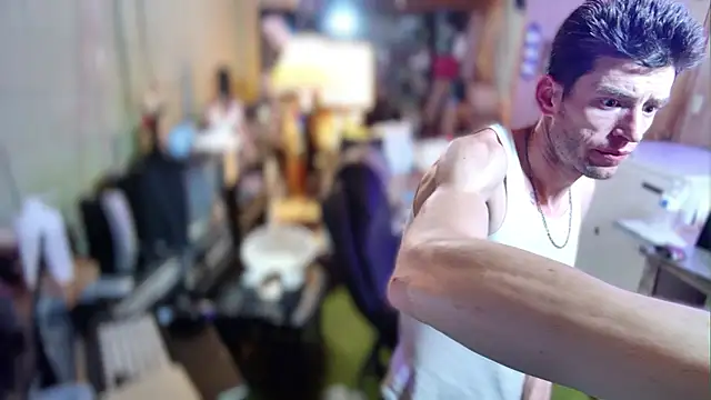 Snapshot of savageconfidence chatting on October 19, 8:17 am savageconfidence online show from October 19, 8:17 am