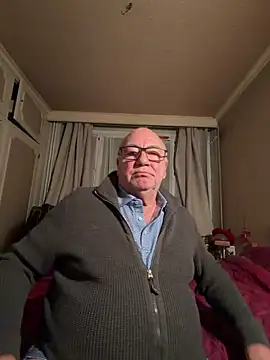 biggandybig online show from December 1, 6:22 pm