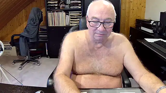 biggandybig online show from December 18, 2:28 pm