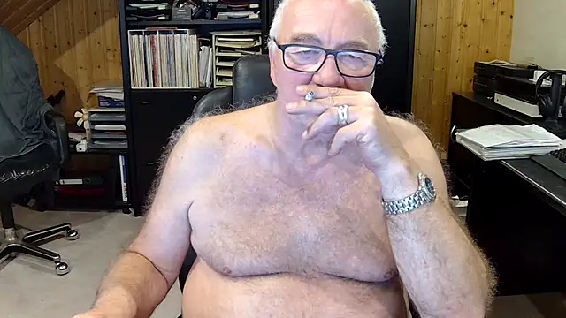 biggandybig online show from January 3, 11:33 pm