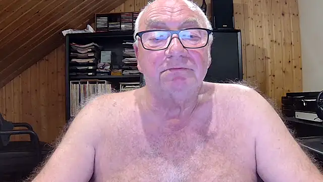 biggandybig online show from April 18, 10:42 pm