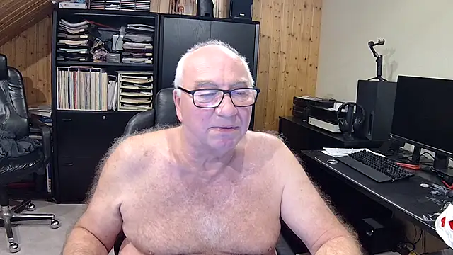 biggandybig online show from December 25, 8:07 am