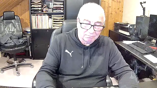 biggandybig online show from December 21, 2:47 pm