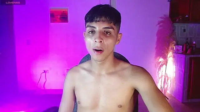 justin alexxx online show from January 28, 3:57 am