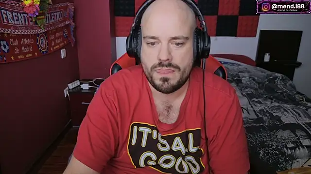 menditeta1 online show from April 25, 11:02 pm