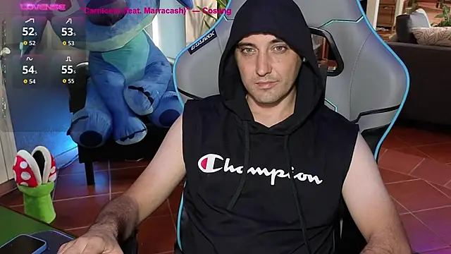 Snapshot of Gil_gamesh90 chatting on September 15, 9:32 am Gil gamesh90 online show from September 15, 9:32 am