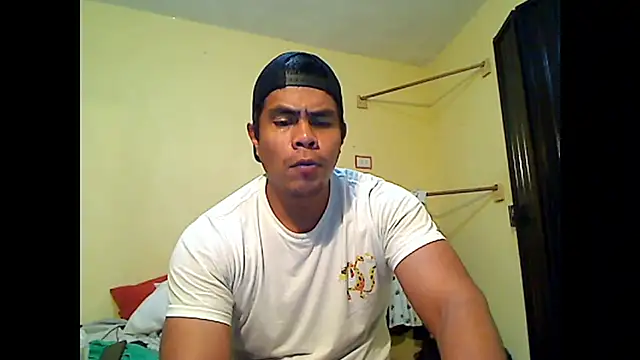 Snapshot of lozter345 chatting on October 18, 7:46 am lozter345 online show from October 18, 7:46 am
