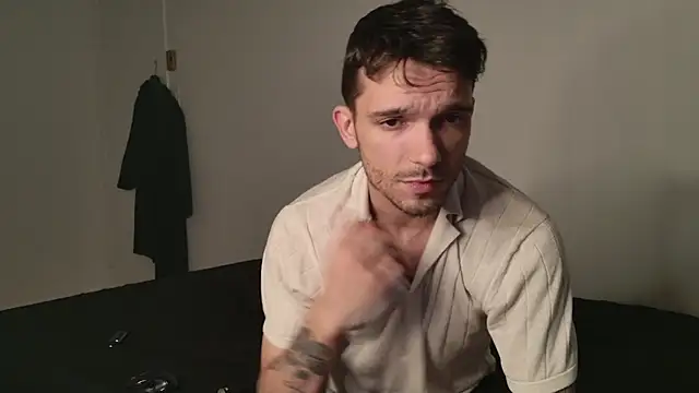 JackDesFeux online show from June 20, 5:34 am