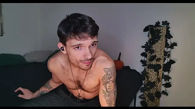 Snapshot of JackDesFeux chatting on October 4, 1:54 am JackDesFeux online show from October 4, 1:54 am