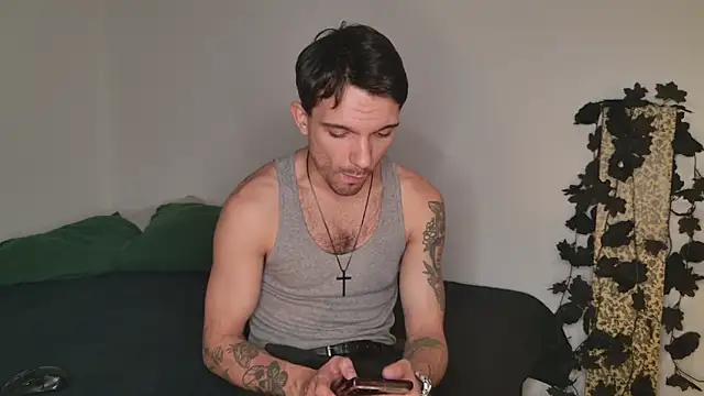 Snapshot of JackDesFeux chatting on September 29, 2:54 am JackDesFeux online show from September 29, 2:54 am