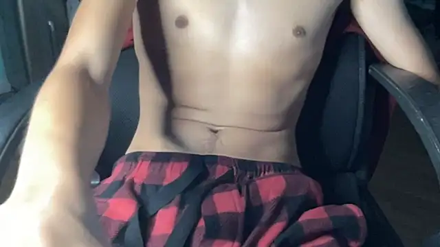 youngsexylad online show from October 27, 6:49 am