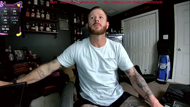 chillinthemosttt online show from October 21, 7:50 pm