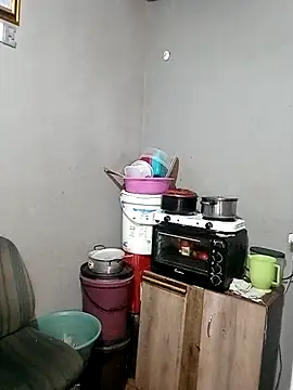 Snapshot of 199Gif chatting on October 14, 2:57 pm 199Gif online show from October 14, 2:57 pm