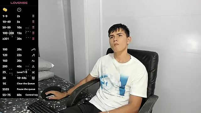 Jacobb Lee online show from January 13, 7:53 pm