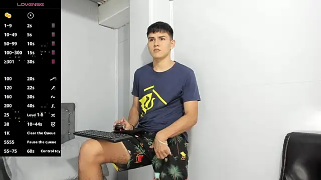 Jacobb Lee online show from December 30, 8:47 pm