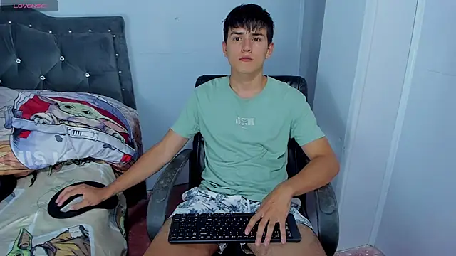 Jacobb Lee online show from October 20, 8:13 pm