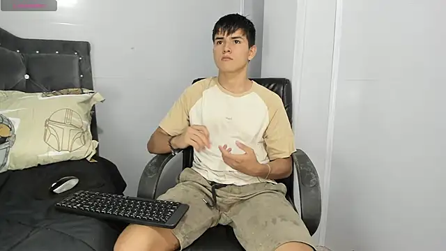Jacobb Lee online show from March 10, 9:18 pm