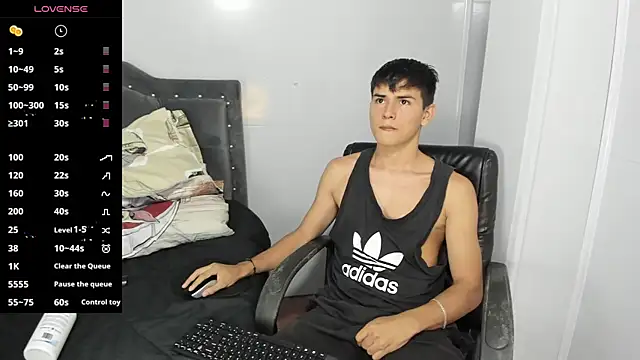Jacobb Lee online show from March 4, 8:27 pm