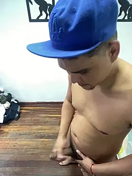 andersalesak05 online show from April 2, 6:16 pm