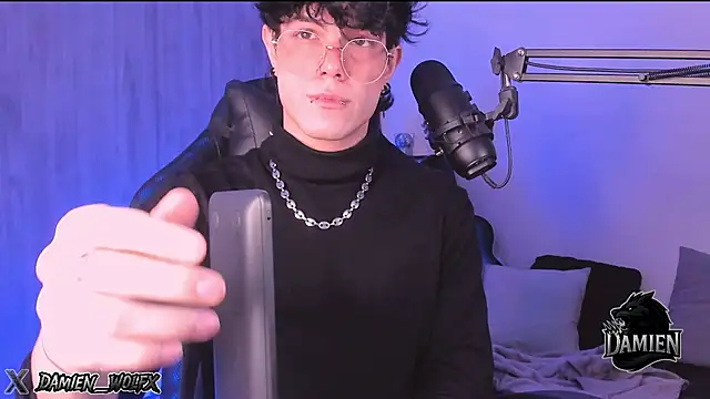 cinnamon boyxxx online show from September 19, 2:23 am