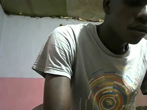 Snapshot of Bigras0011 chatting on September 26, 5:49 am Bigras0011 online show from September 26, 5:49 am