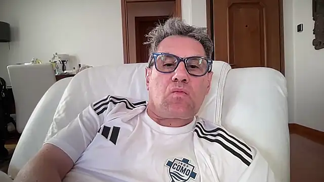 Britmi online show from April 6, 5:14 pm