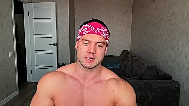 Snapshot of Hasan_Muscle_ chatting on February 24, 11:43 am Hasan Muscle online show from February 24, 11:43 am