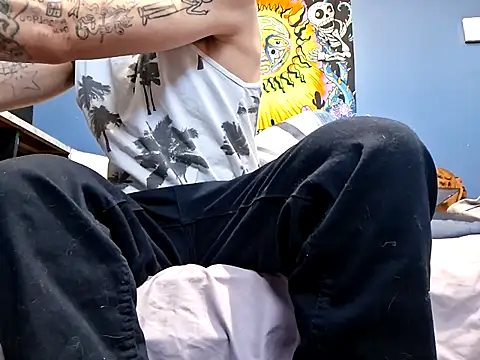 hungandtatted666 online show from April 8, 10:25 am