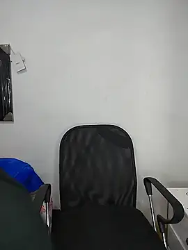 Demiansteven2 online show from May 14, 8:29 pm