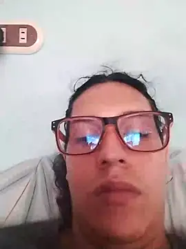 Snapshot of jeffersonelnio107 chatting on October 30, 4:30 pm jeffersonelnio107 online show from October 30, 4:30 pm