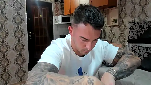 Jonmusclemaster online show from October 19, 7:50 pm