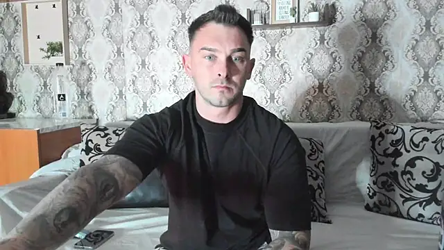Jonmusclemaster online show from February 18, 8:37 pm