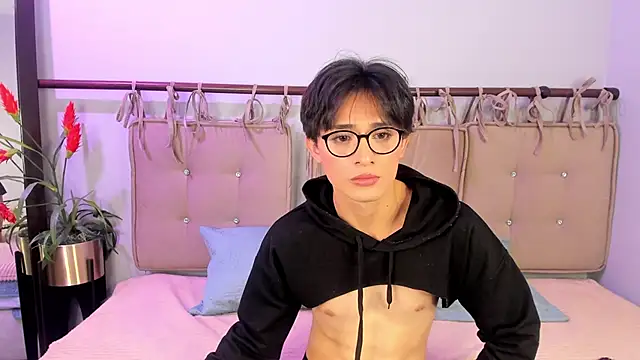 cherryy boy online show from May 20, 9:32 pm