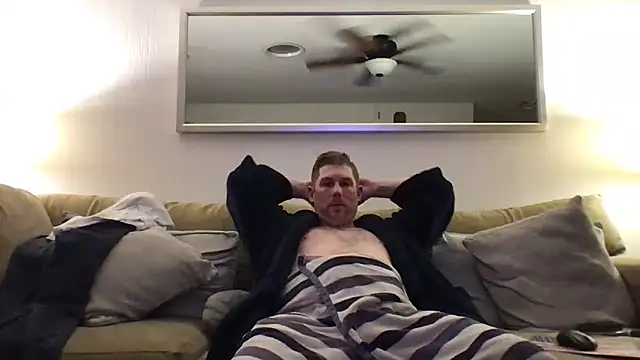 Snapshot of Rock_Pierce chatting on February 19, 12:46 am Rock Pierce online show from February 19, 12:46 am