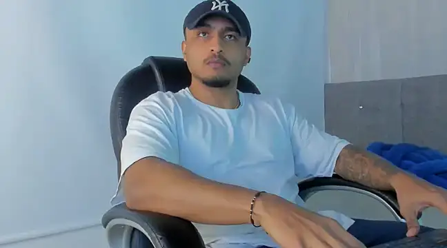 Mateo Reales online show from March 14, 2:20 am