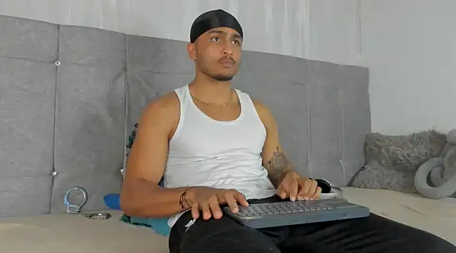 Mateo Reales online show from January 21, 4:55 am