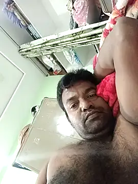 Snapshot of PVNRAO0831 chatting on October 29, 5:43 am PVNRAO0831 online show from October 29, 5:43 am